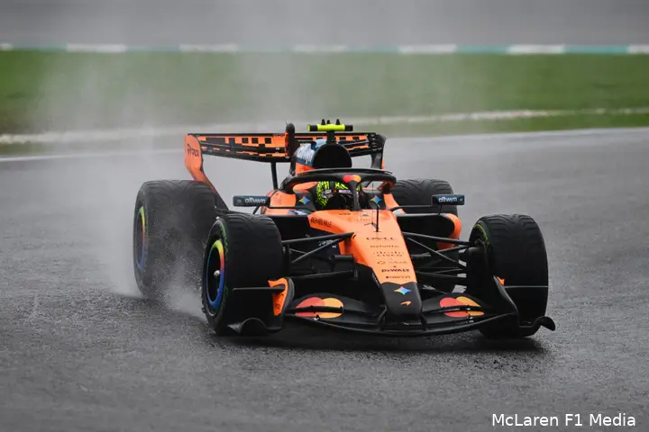 lando-norris-mclaren-sepang-maleisie-bahrein-11