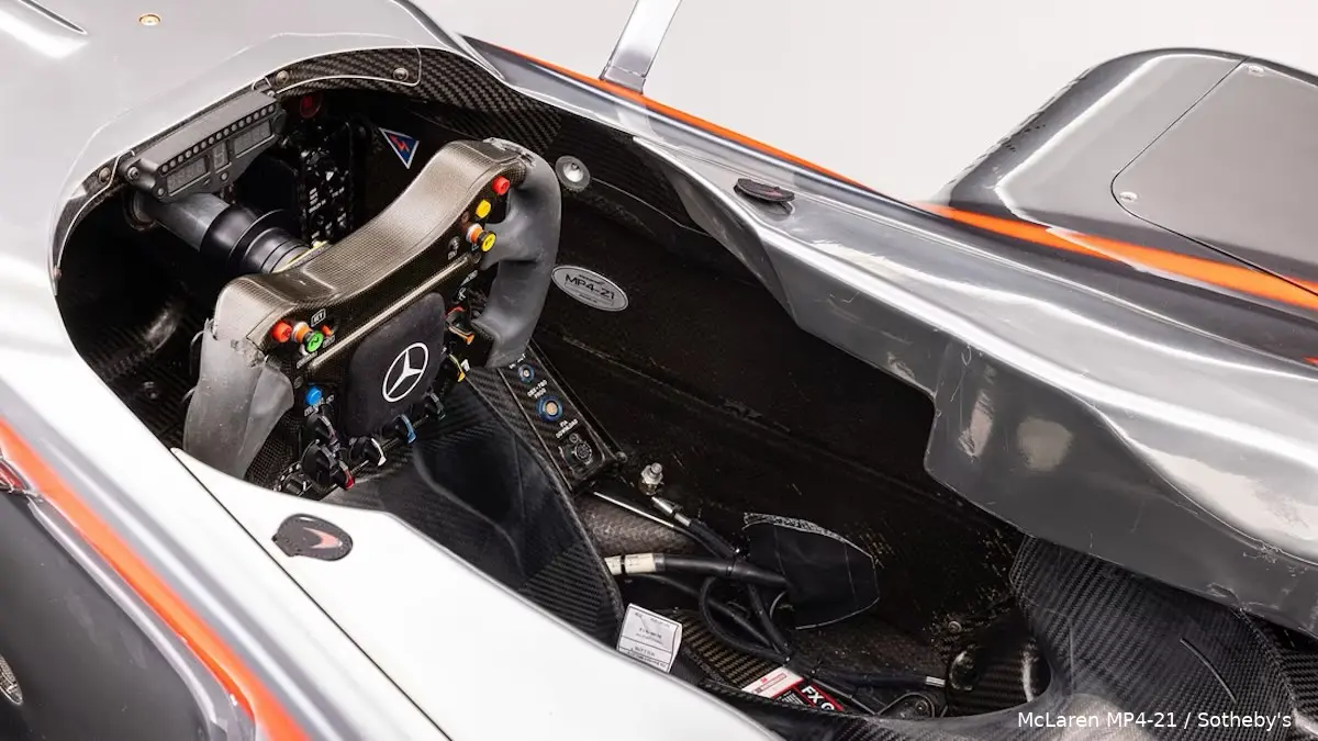 lewis hamilton mclaren mp4 21 cockpit