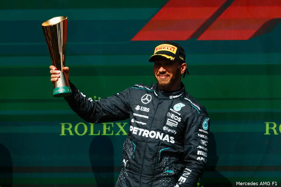 lewis hamilton podium bokaal belgie 2024