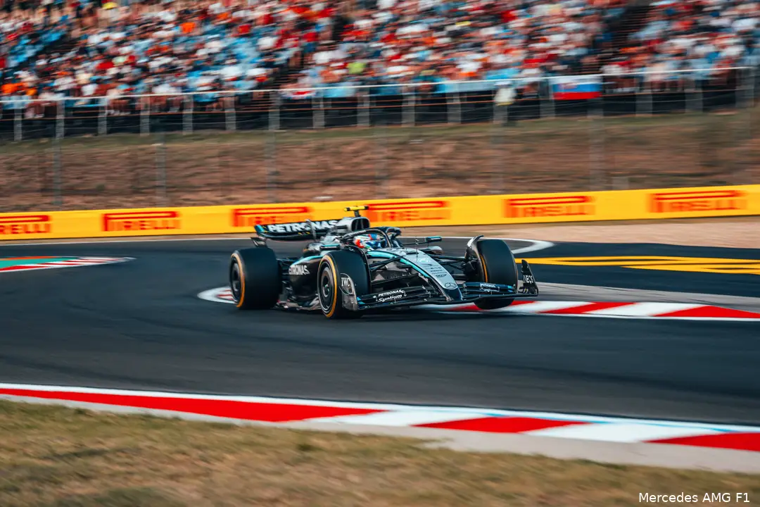 andrea-kimi-antonelli-mercedes-gp-hongarije-2025-vrijdag-2