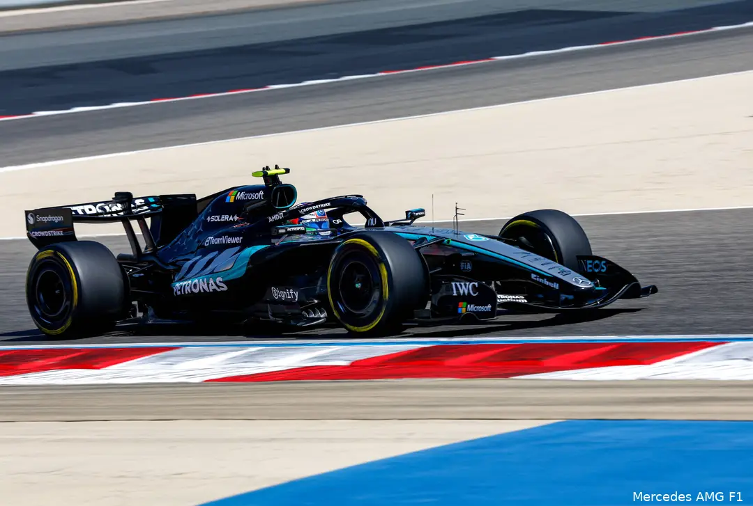 kimi-antonelli-mercedes-W17-woensdag-wintertests-bahrein