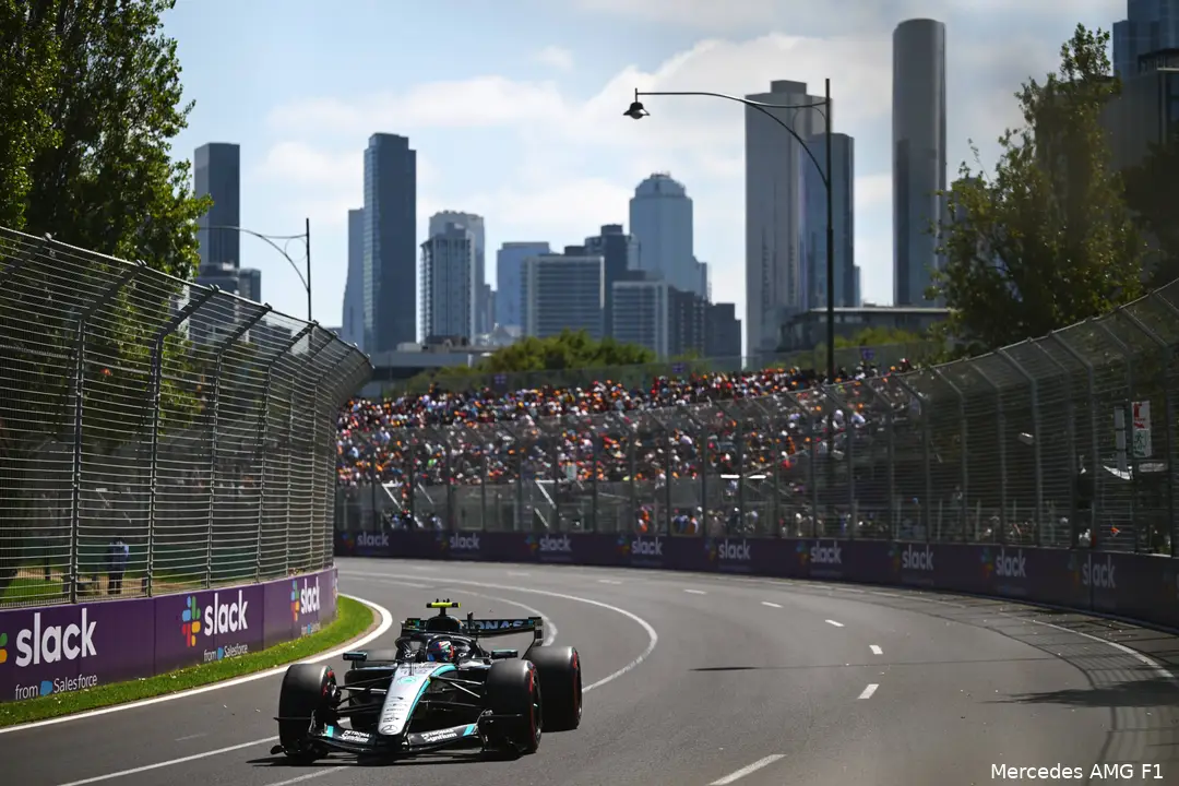 george-russell-mercedes-2026-australië-1-w17-13