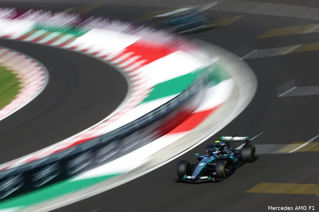 andrea-kimi-antonelli-mercedes-gp-hongarije-2026-vrijdag-3