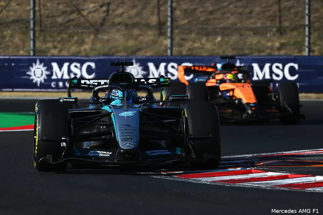 george-russell-mercedes-gp-hongarije-2026-vrijdag-mclaren