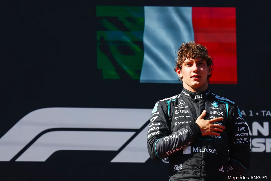 kimi-antonelli-podium-2026-spanje-madrid-2026-sunday-b