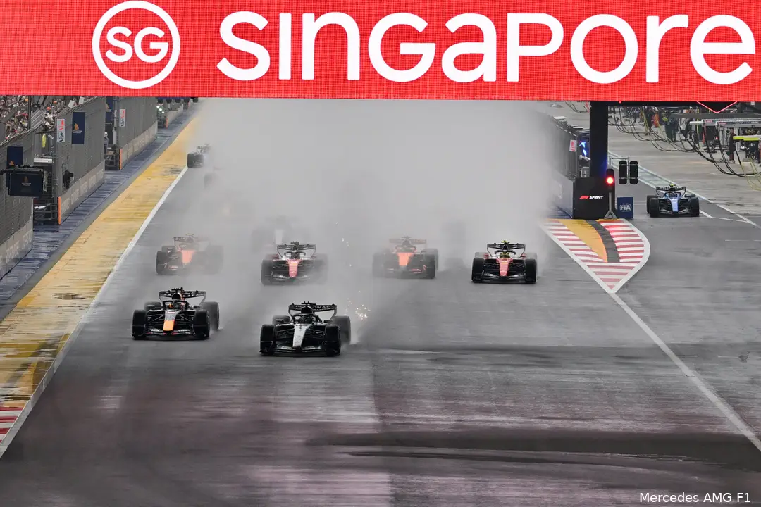george-russell-mercedes-gp-singapore-2026-zaterdag-max-verstappen-red-bull-racing-charles-leclerc-lewis-hamilton-oscar-piastri-lando-norris