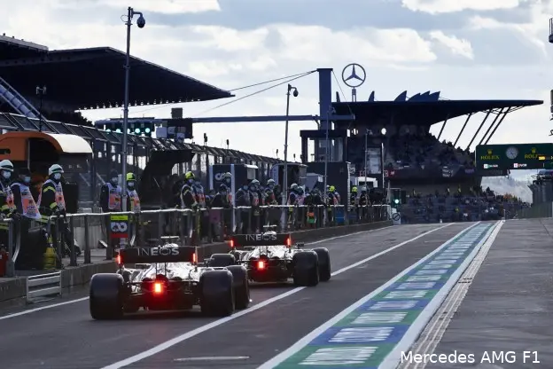 Lewis Hamilton Valtteri Bottas Mercedes Eifel