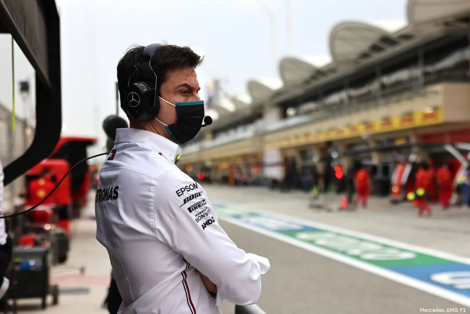 Toto Wolff kijkt Bahrein 2020