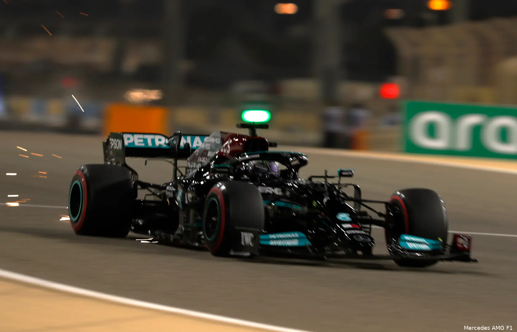 hamilton gp bahrein mercedes w12