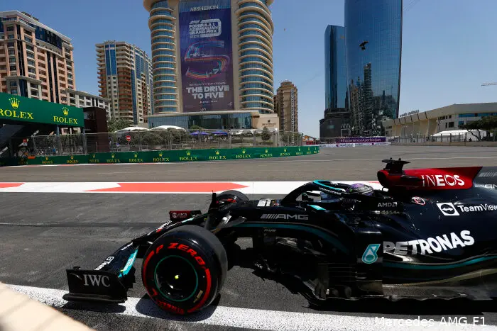 Hamilton Mercedes Azerbeidzjan2