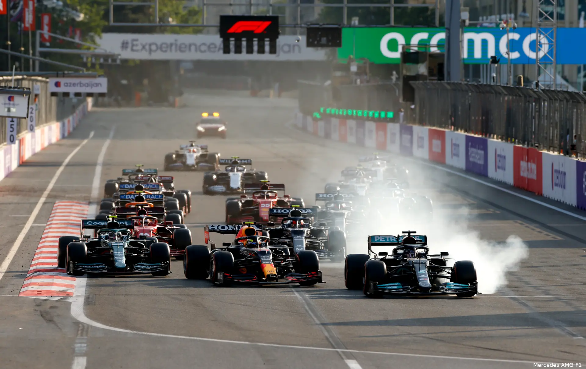 Lewis Hamilton Baku
