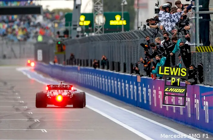 Lewis Hamilton W12 Mercedes Rusland6