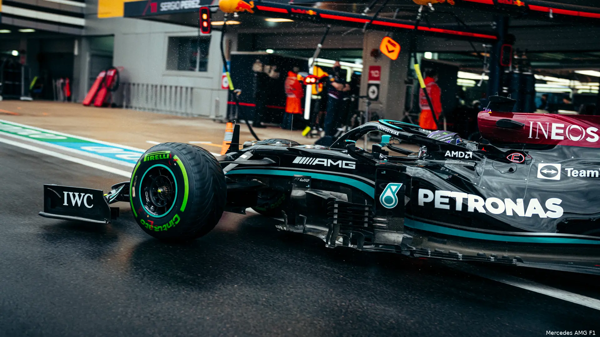 Mercedes W12 Rusland zijkant