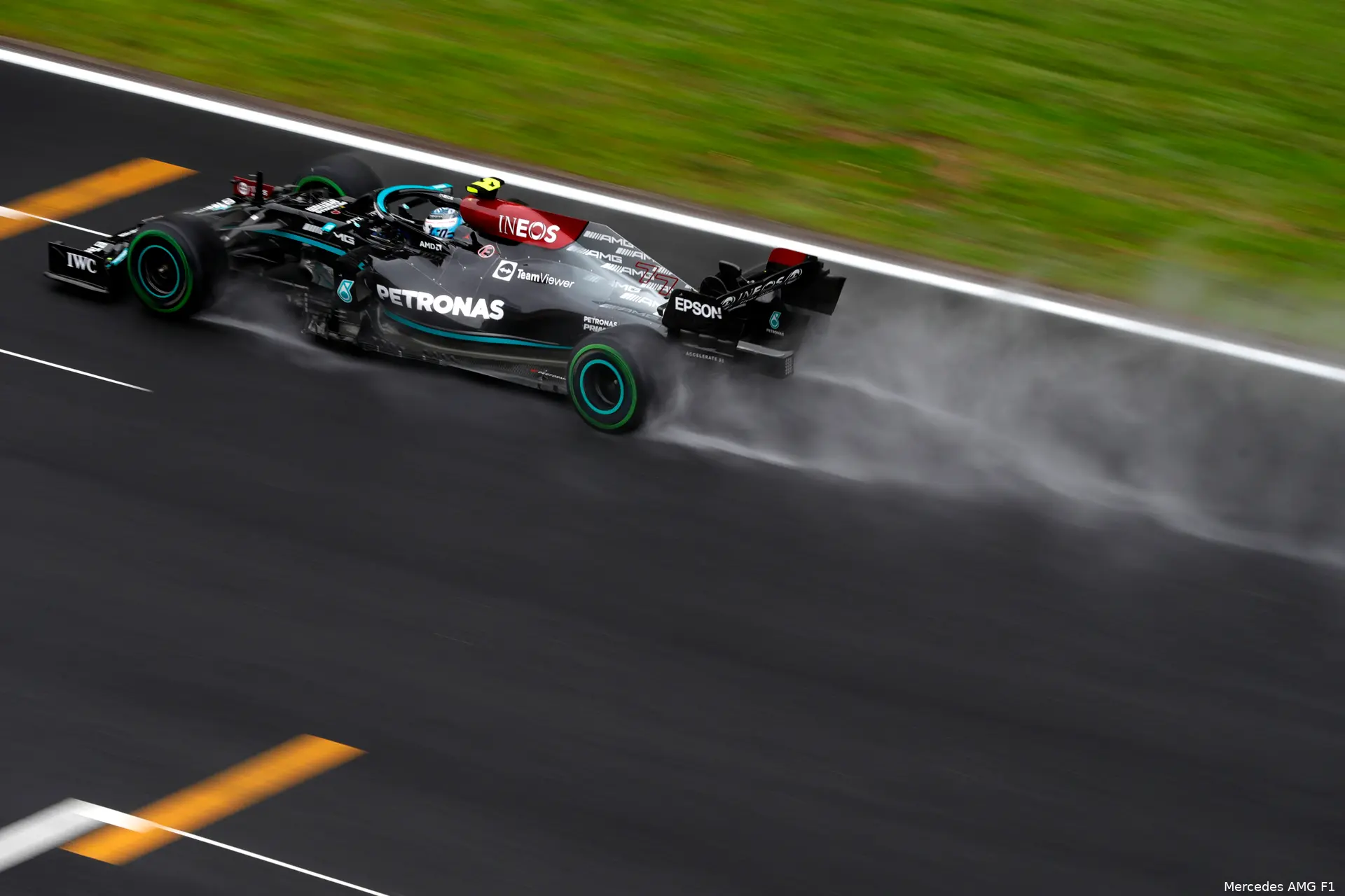 Mercedes W12 Turkije regen