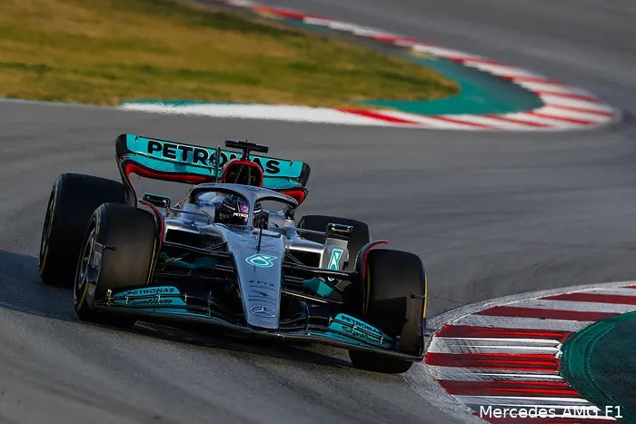 Lewis Hamilton W13 Mercedes Test Barcelona2