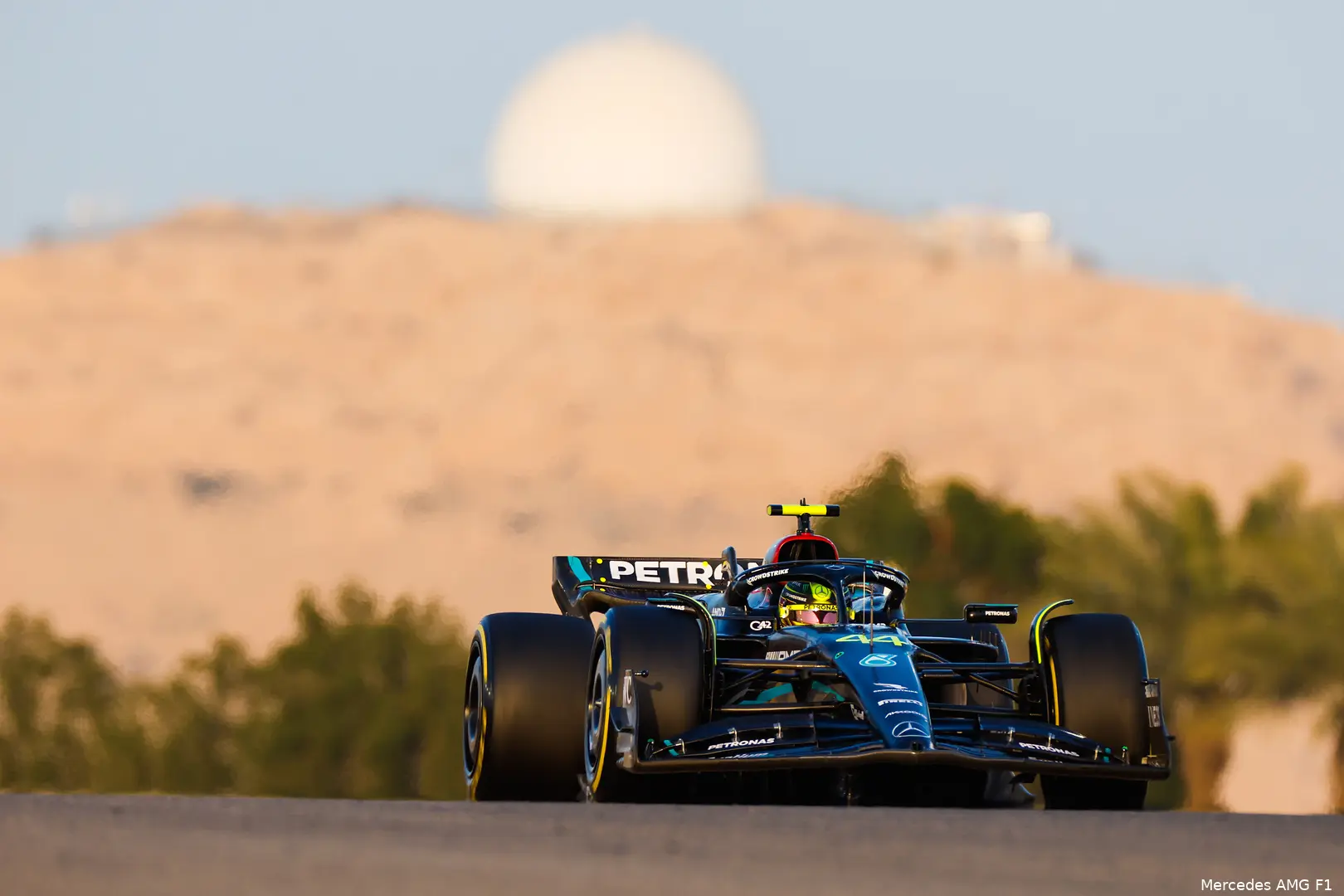 mercedes bahrein test hamilton