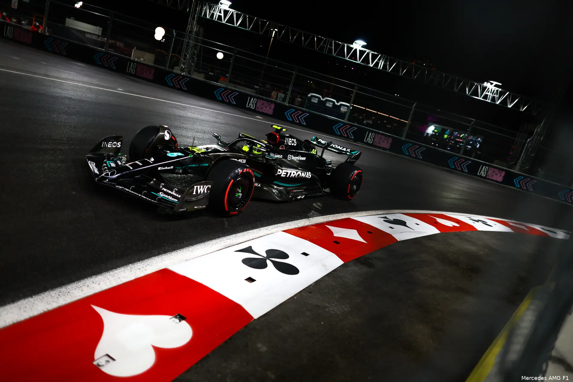 mercedes lewis hamilton lasvegas