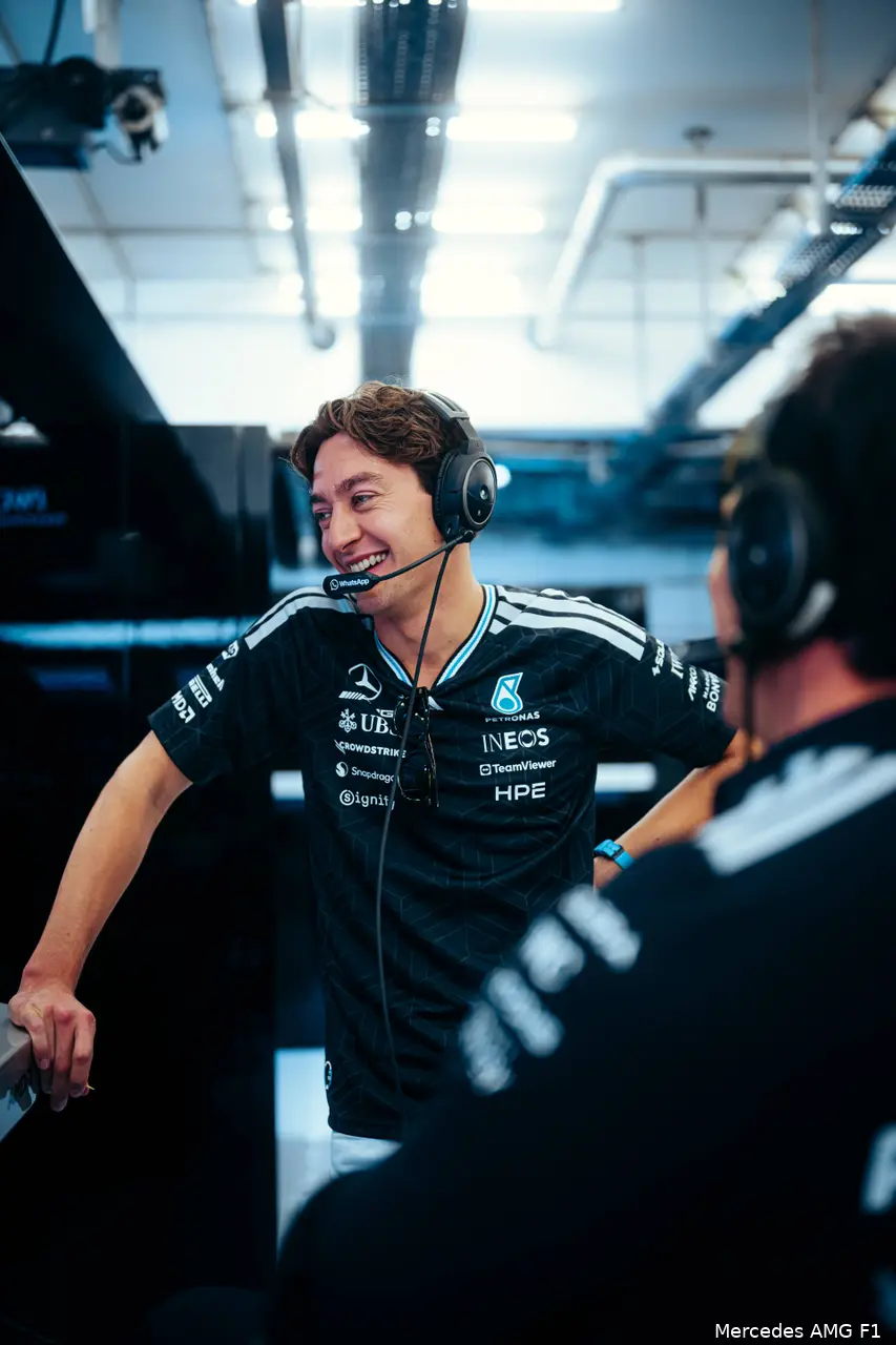 george-russell-mercedes-bahrein-wintertest-woensdag-5hrein-wintertest-5