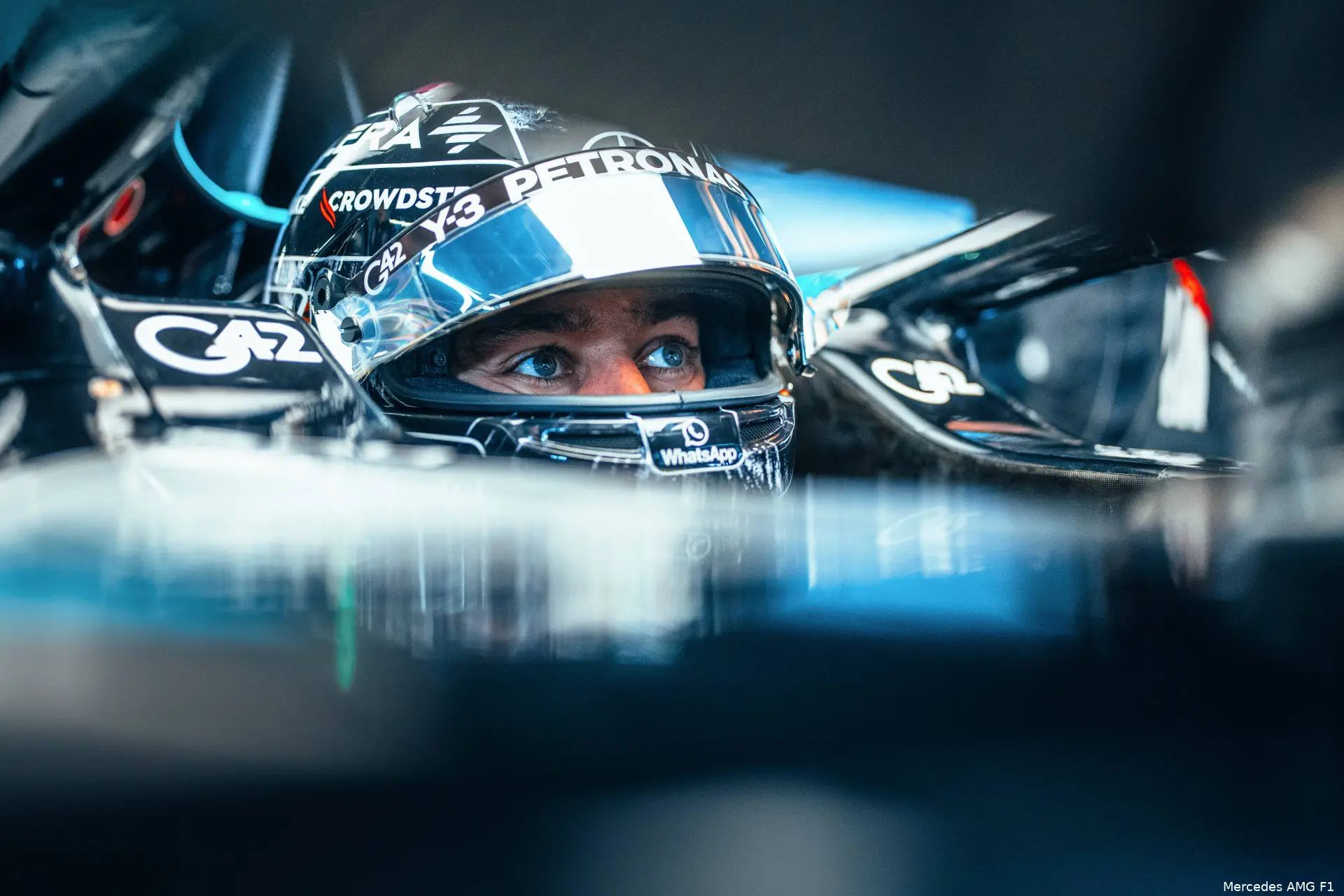 george-russell-mercedes-helm-japan-suzuka-vt1-1