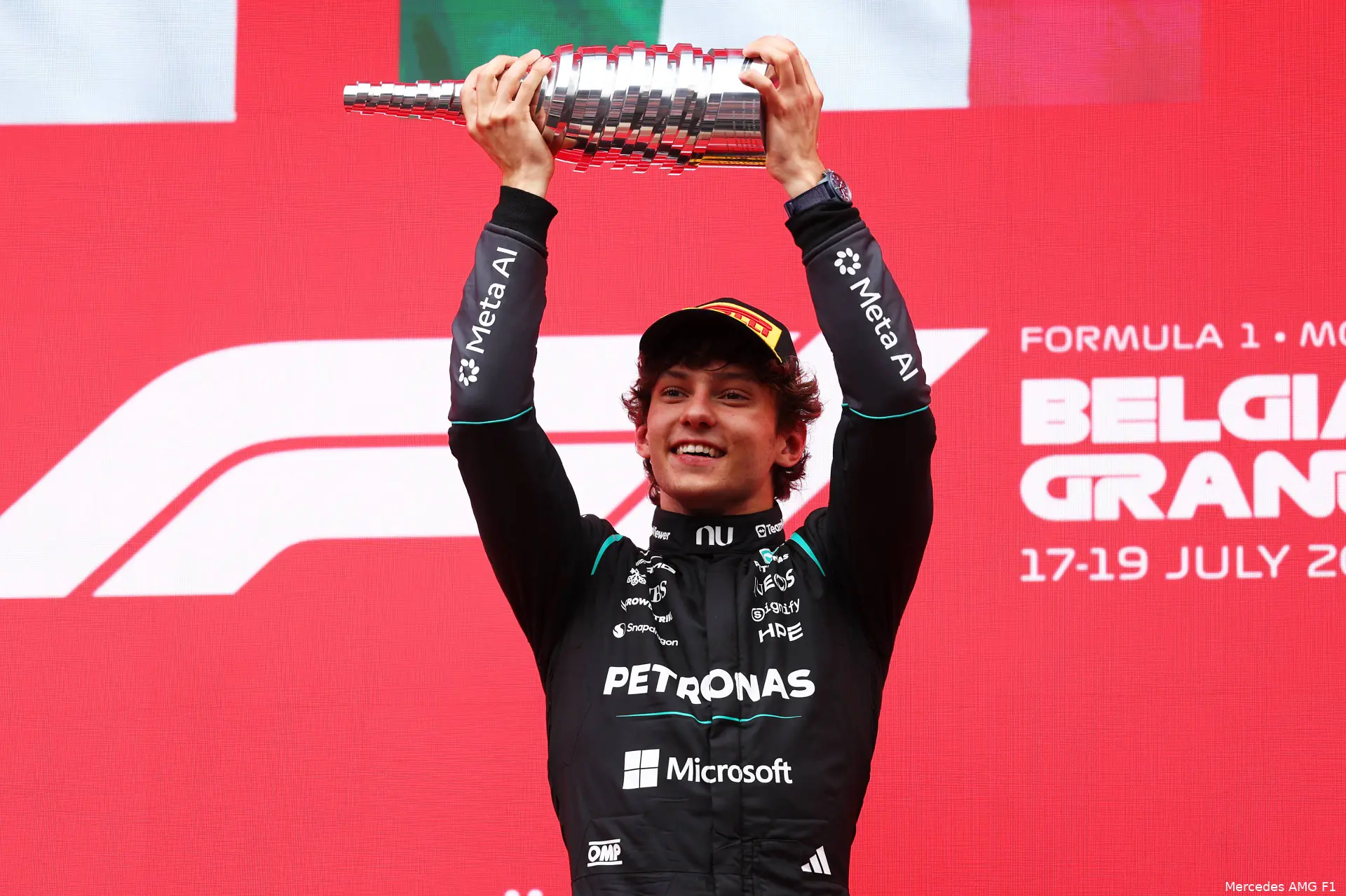 andrea-kimi-antonelli-mercedes-gp-belgie-2026-zondag-podium