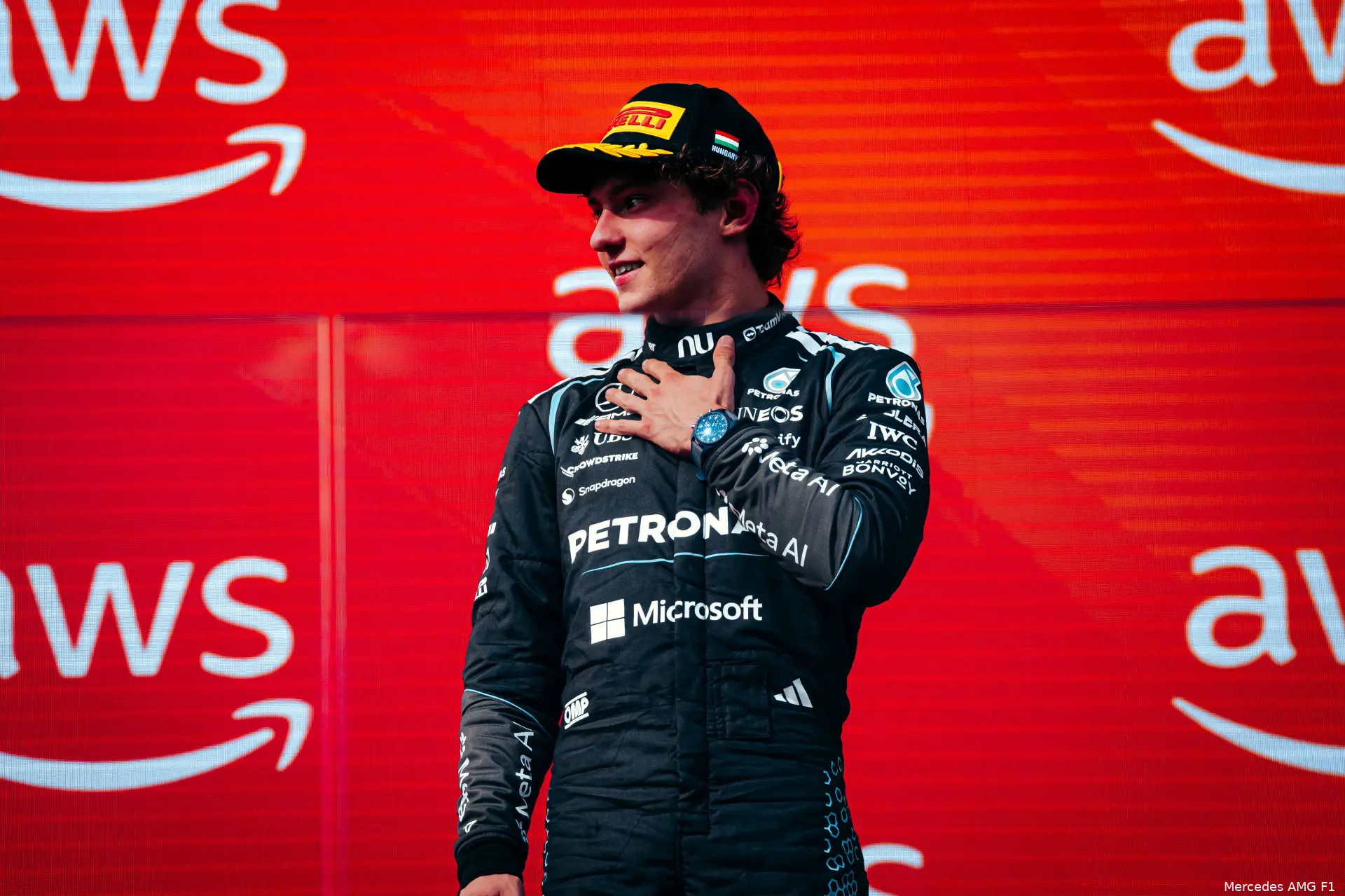 andrea-kimi-antonelli-mercedes-gp-hongarije-2026-zondag-podium-2