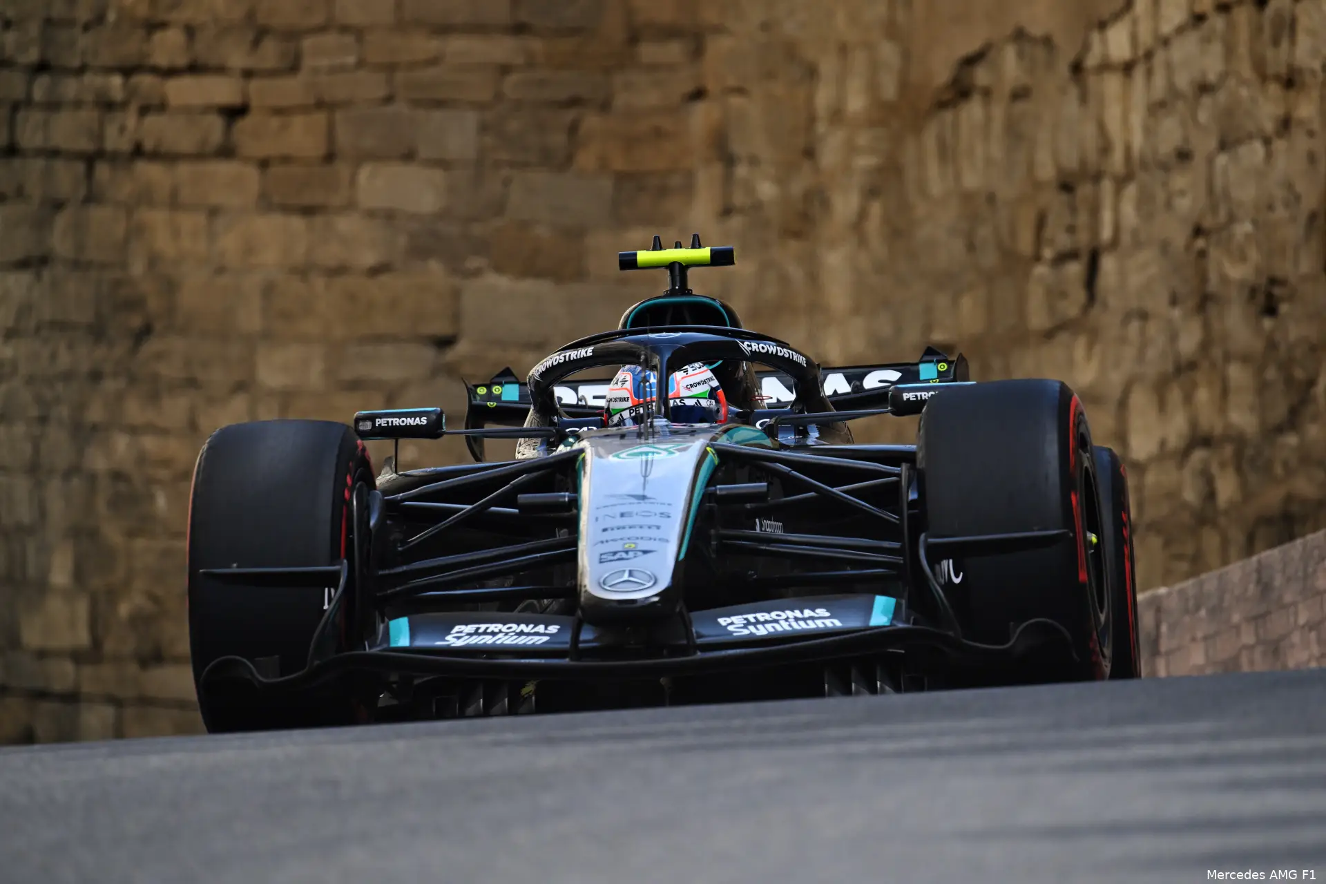 kimi-antonelli-2026-baku-bakoe-azerbeidzjan-W17