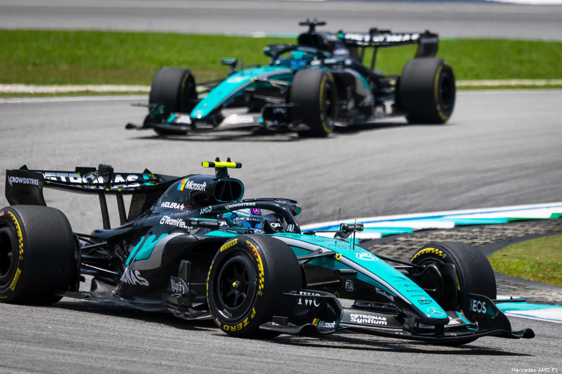 george-russell-kimi-antonelli-2026-maleisie-sepang-W17-bahrein