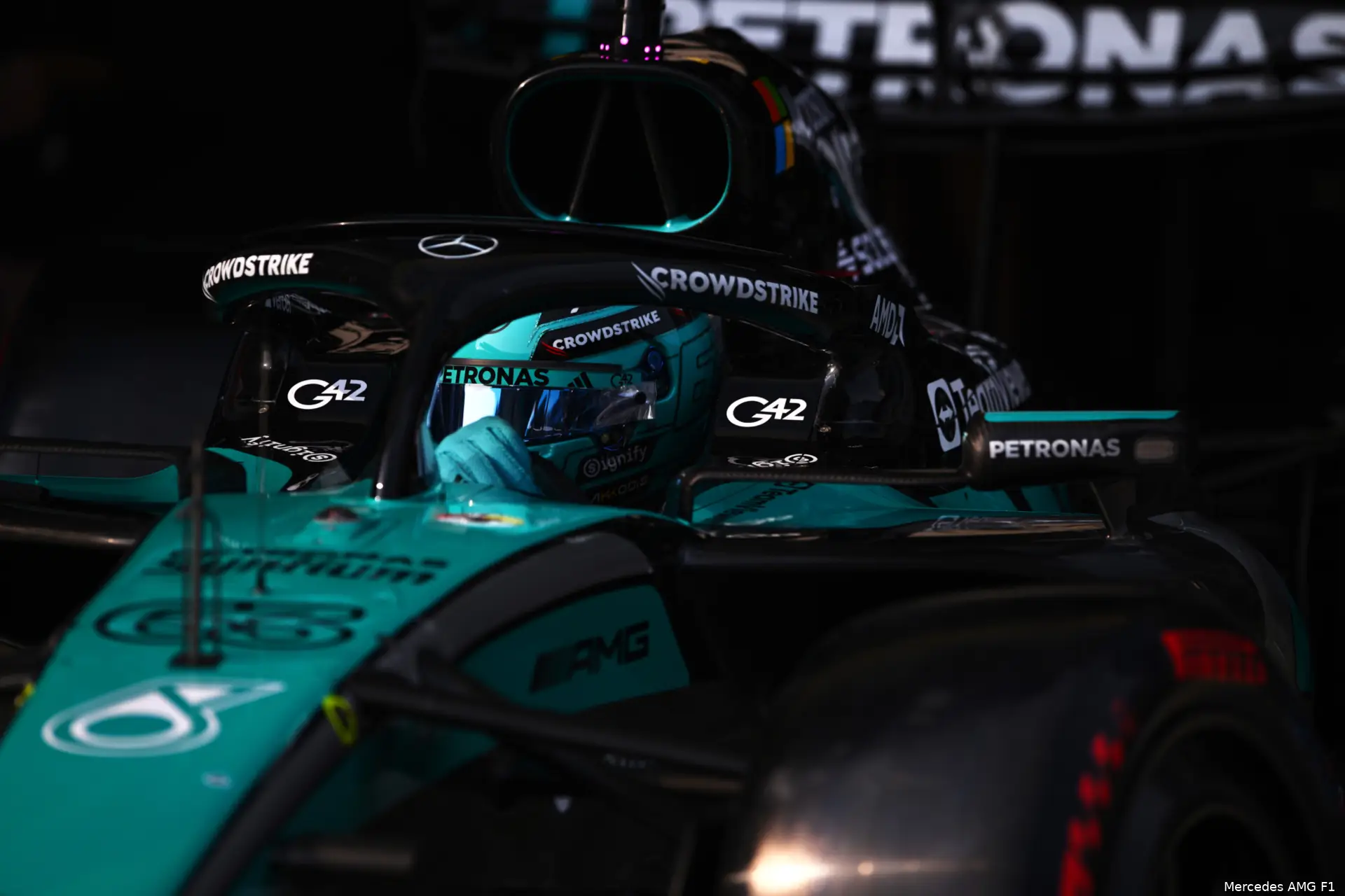 george-russell-W17-sepang-maleisie-bahrein-2026