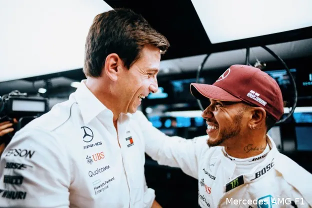 Toto Wolff Lewis Hamilton