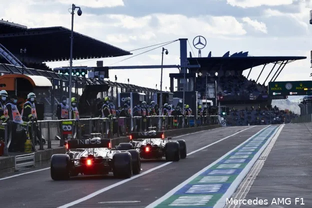 Lewis Hamilton Valtteri Bottas Mercedes Eifel