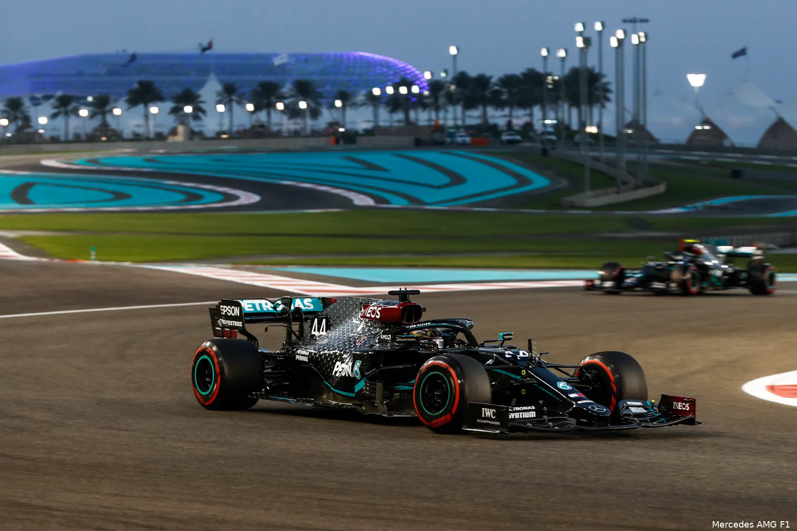 Mercedes Abu Dhabi