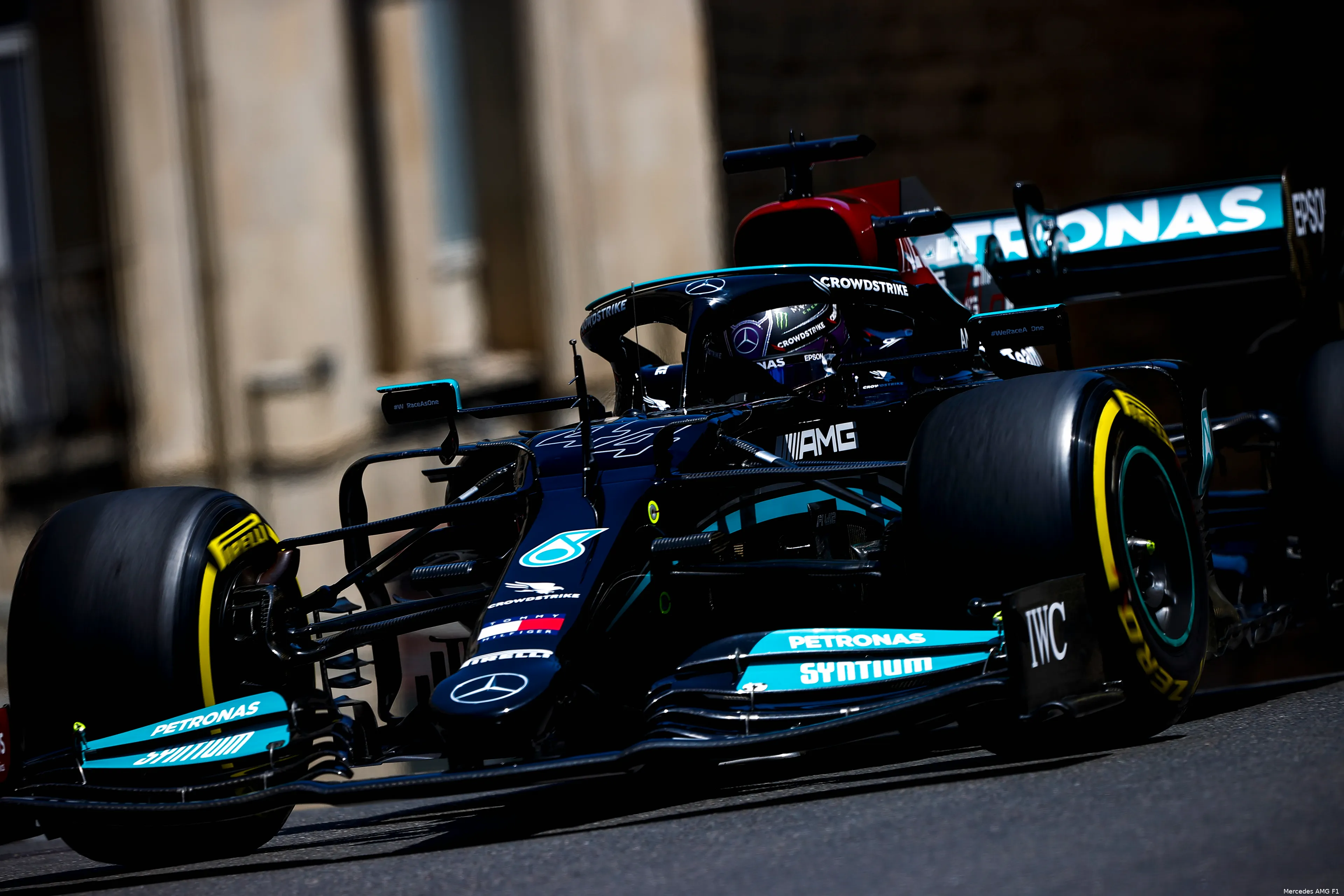 Merc hamilton baku 21