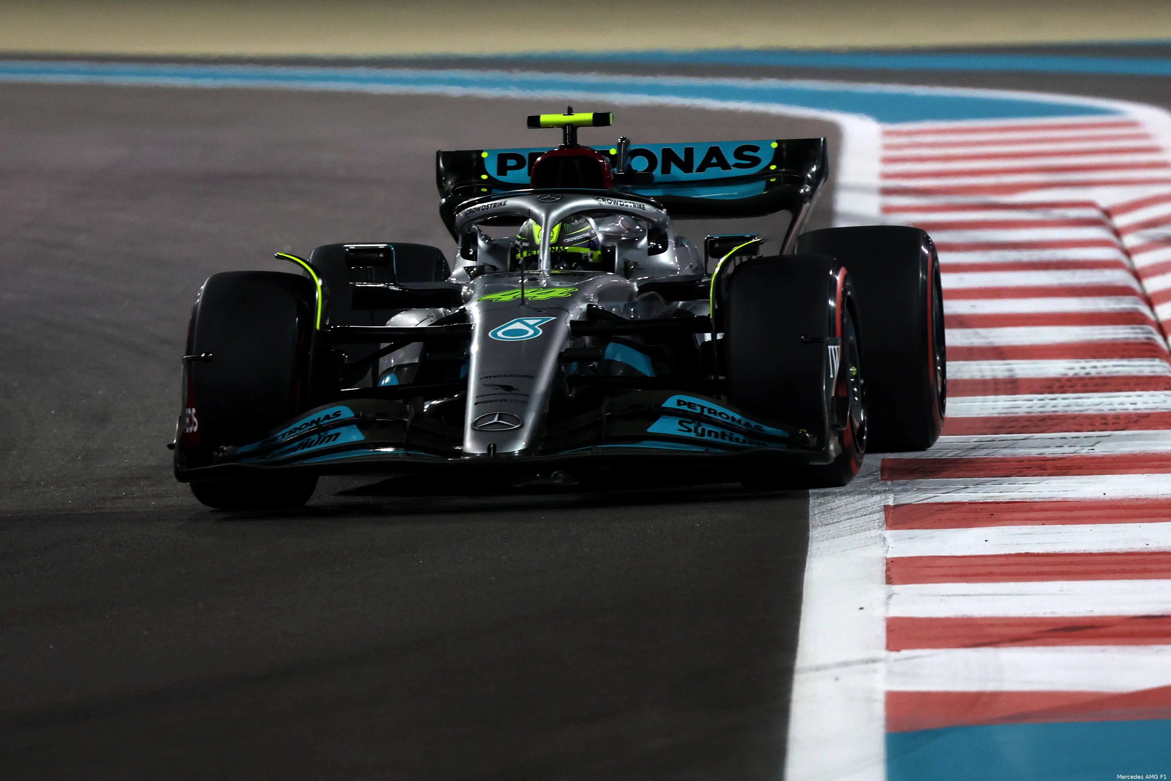 Hamilton kwalificatie Abu Dhabi 2022