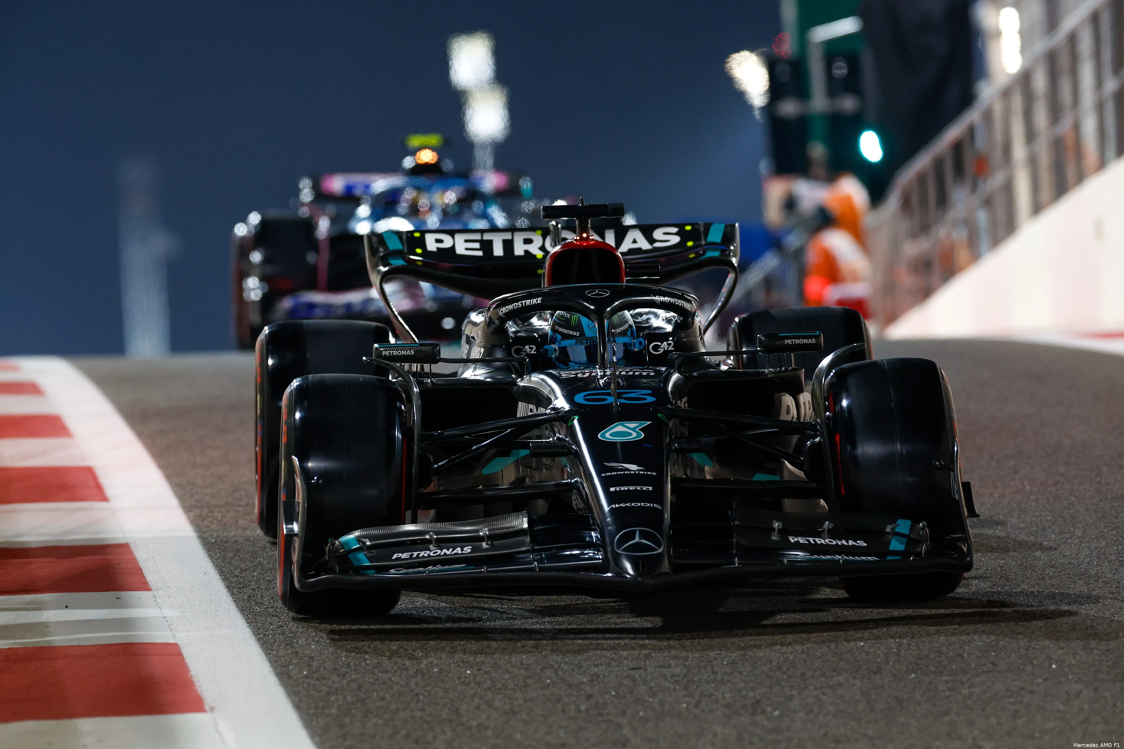 george russell mercedes abudhabi