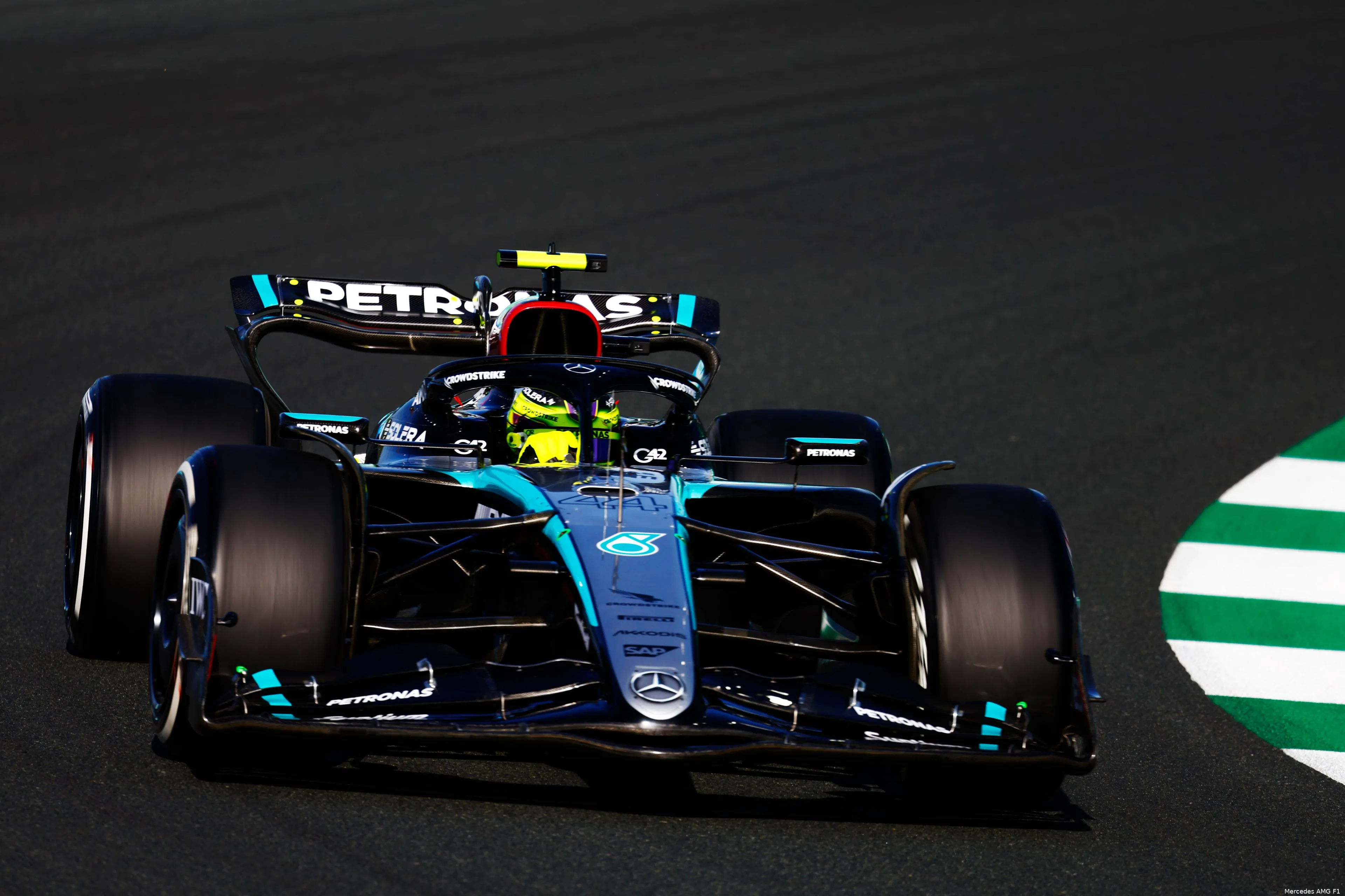 lewis hamilton mercedes w15 saoedi arabie