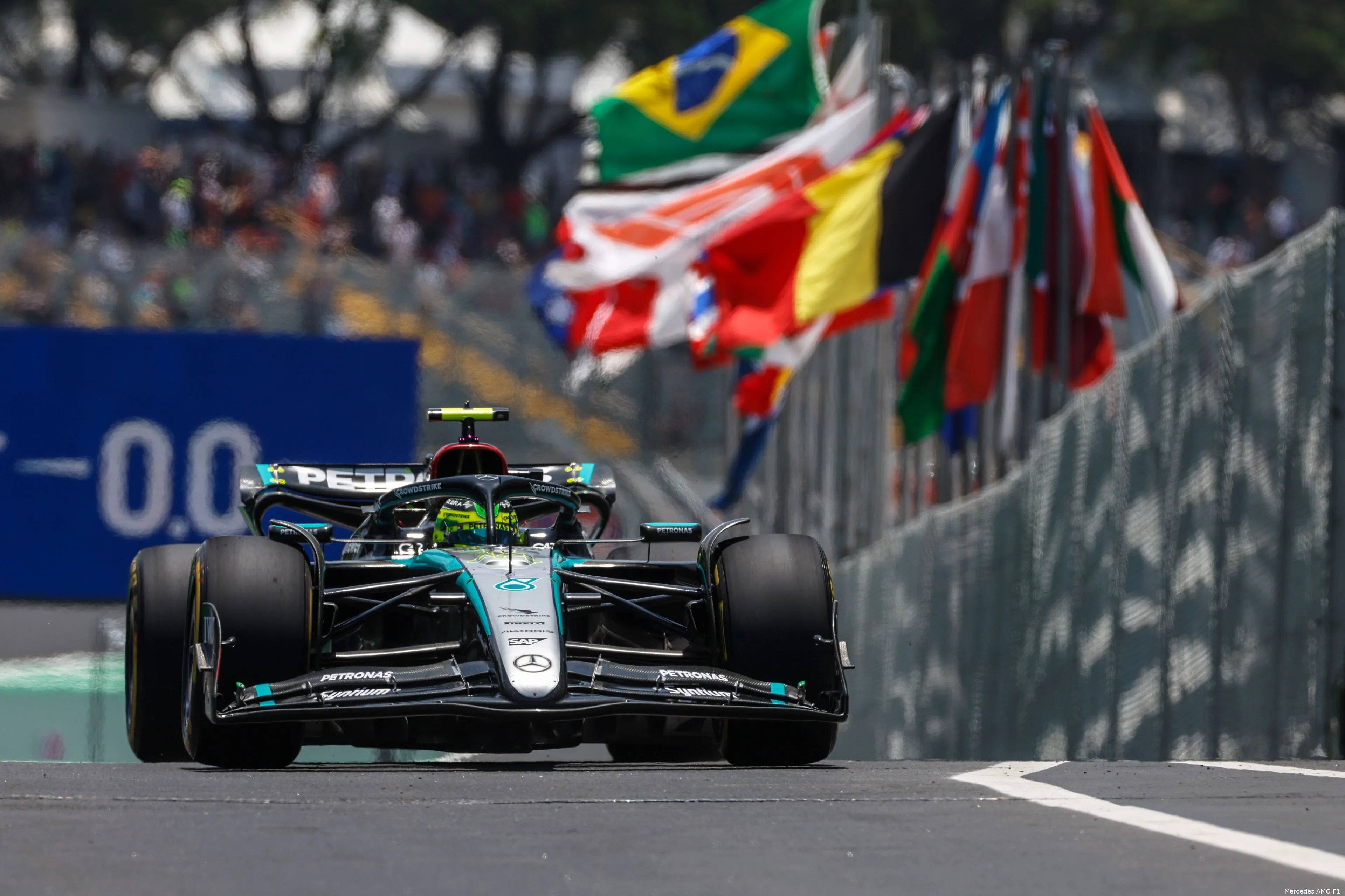 lewis hamilton mercedes 2024 brazilie sprintweekend vrijdag