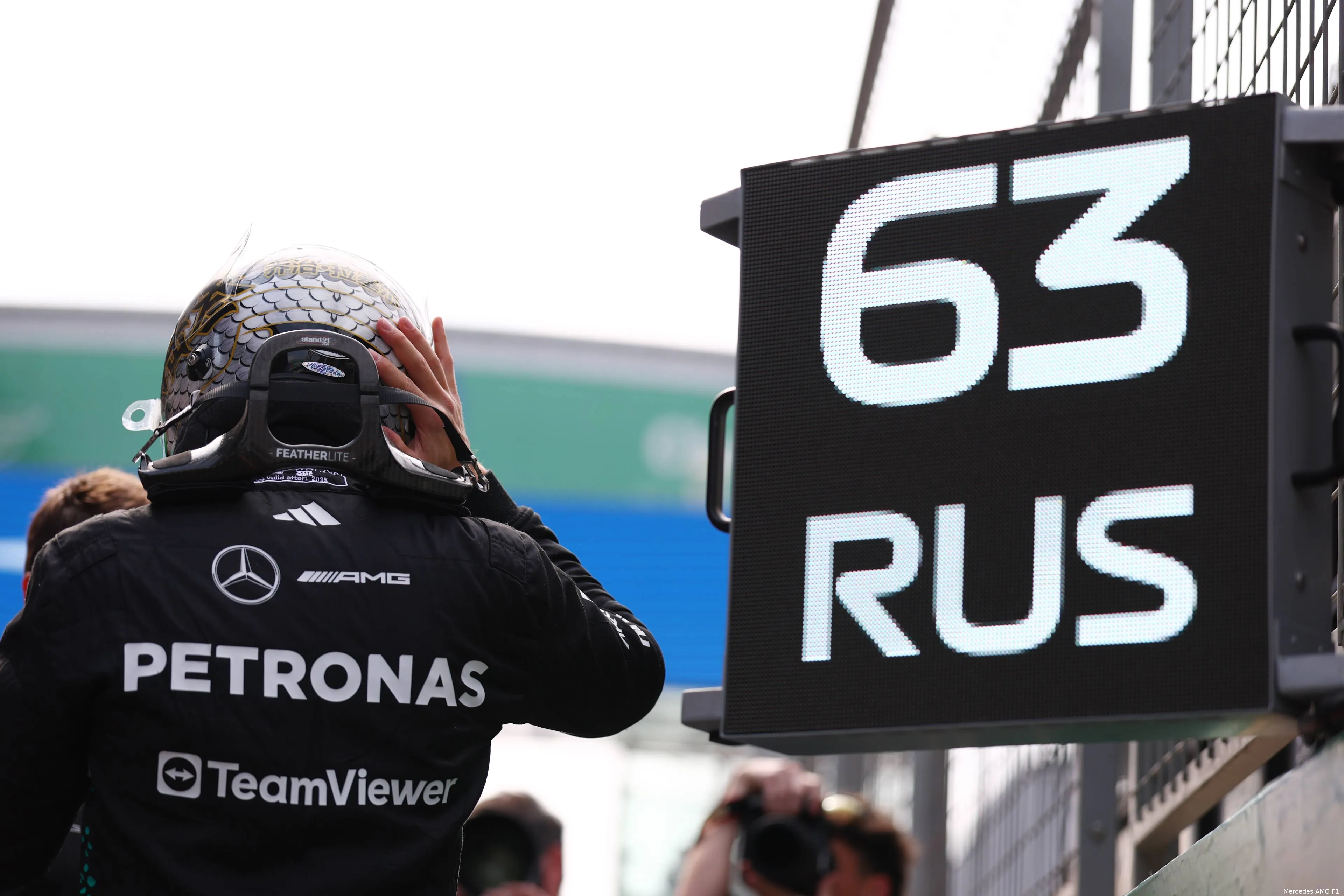 george russell mercdes zondag china racedag