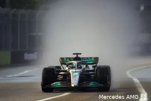 George
Russell tijdens de kwalificatie voor de Grand Prix van Singapore 2022 (Foto:
Mercedes AMG F1)