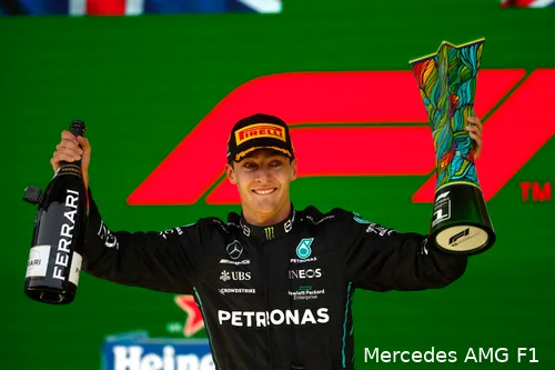 <i>George Russell had de hoop al even opgegeven, maar de overwinning kwam er dan toch.</i>