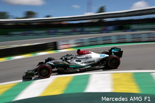 <i>De Mercedes W13 in actie in Brazilië.&nbsp;</i>