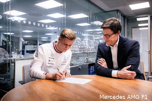 toto wolff mick schumacher mercedes f1