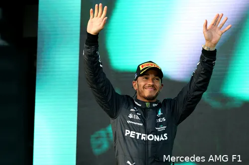 Lewis Hamilton behaalde tijdens de Grand Prix van Australië zijn eerste podiumplaats van dit seizoen.