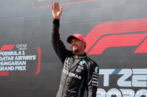 Lewis Hamilton na zijn poleposition op de Hungaroring.