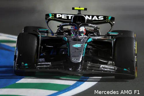 <i>Antonelli maakte een grote fout in de eerste sector.</i>