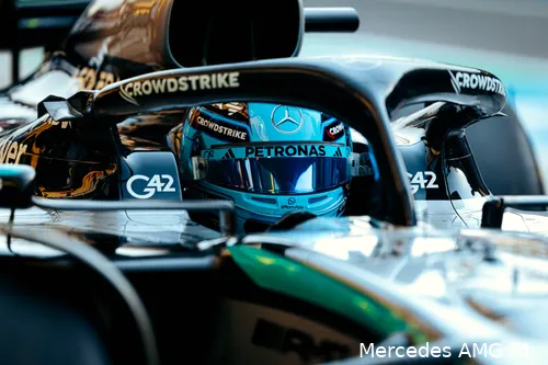 george russell mercedes bahrein 2025 training 1