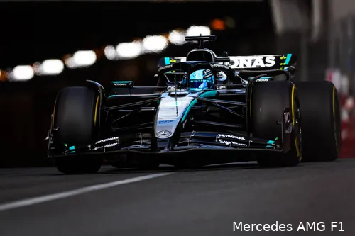 Russell zat de hele race klem achter een Williams-coureur, totdat hij zelf het heft in handen nam.