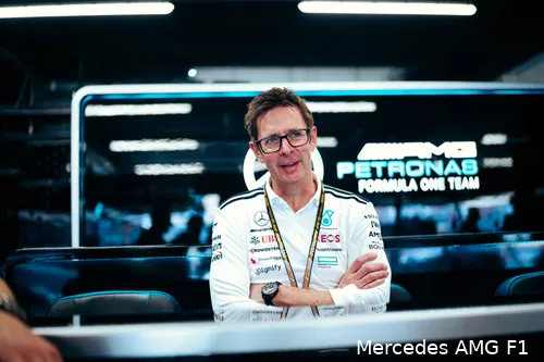 <i>Shovlin ziet ook dat Mercedes terug moet naar de tekentafel.</i>