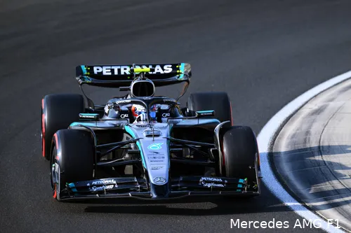 andrea-kimi-antonelli-mercedes-gp-hongarije-2025-vrijdag-5