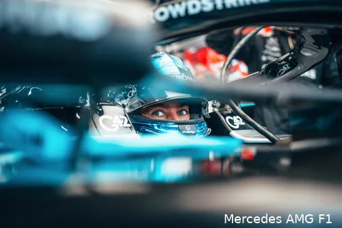 george-russell-mercedes-singapore-2025-14