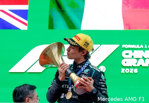 Antonelli-china-Mercedes-zondag-13